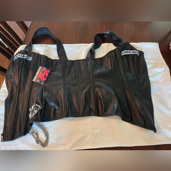 Sons of Anarchy corset top, NWT, Leatherette fabric, size S - Picture 3 of 3